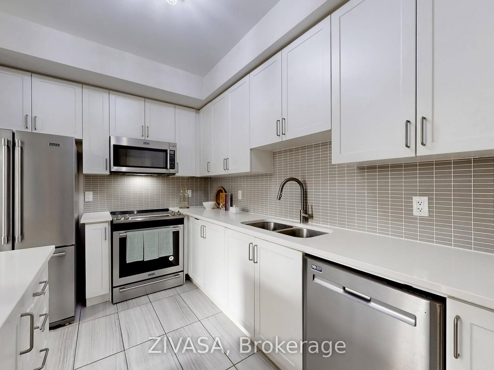 15 Applewood Lane, Unit 92 - Photo 13