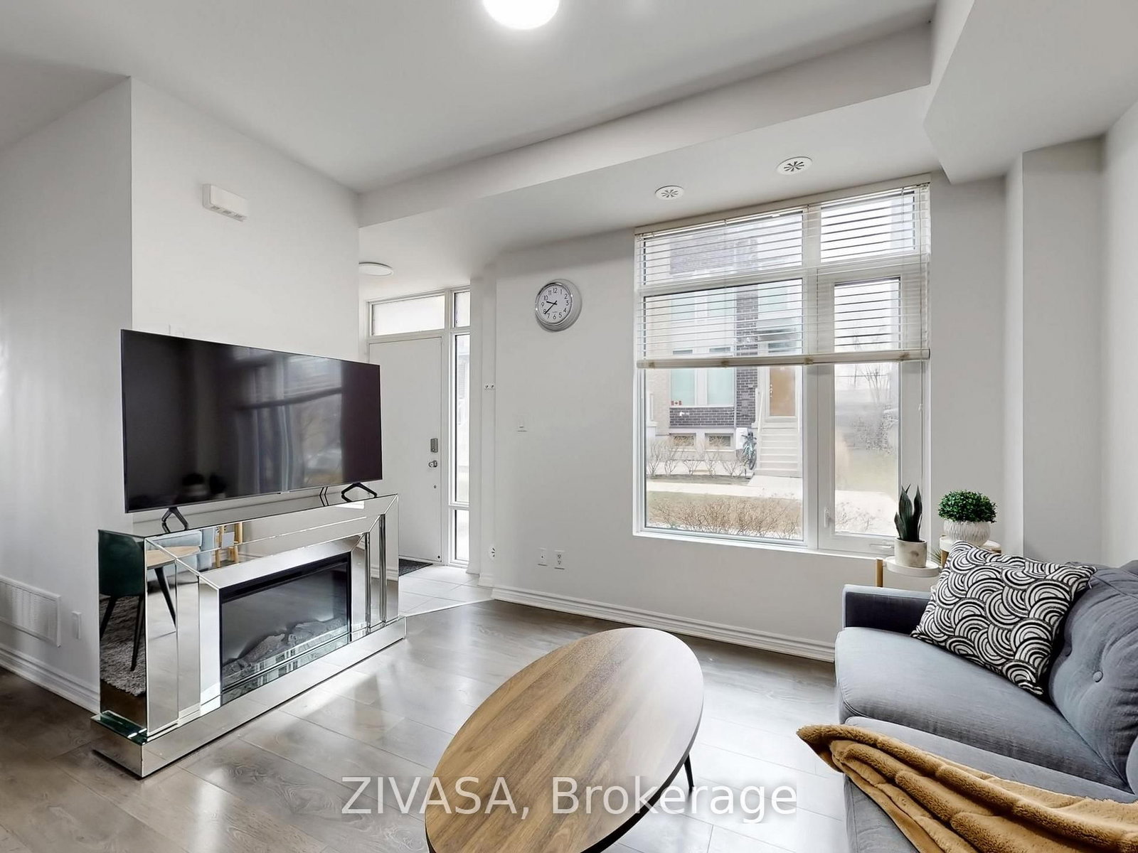 15 Applewood Lane, Unit 92 - Photo 4