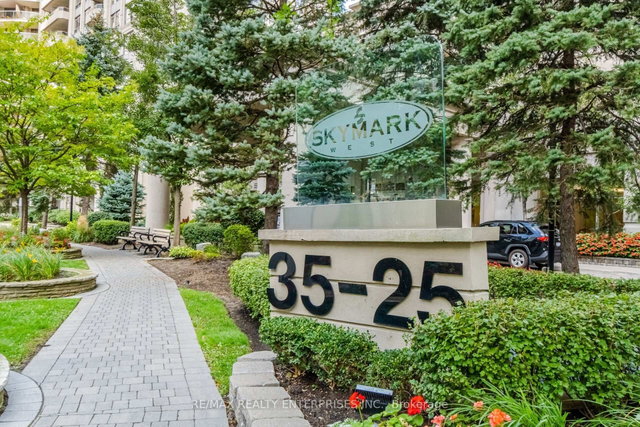 3301 - 35 Kingsbridge Garden Circle