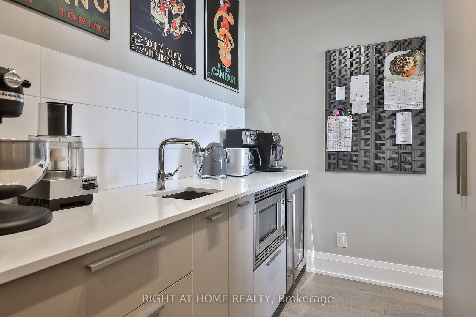 20 Brin Drive, Unit 2003 - Photo 14