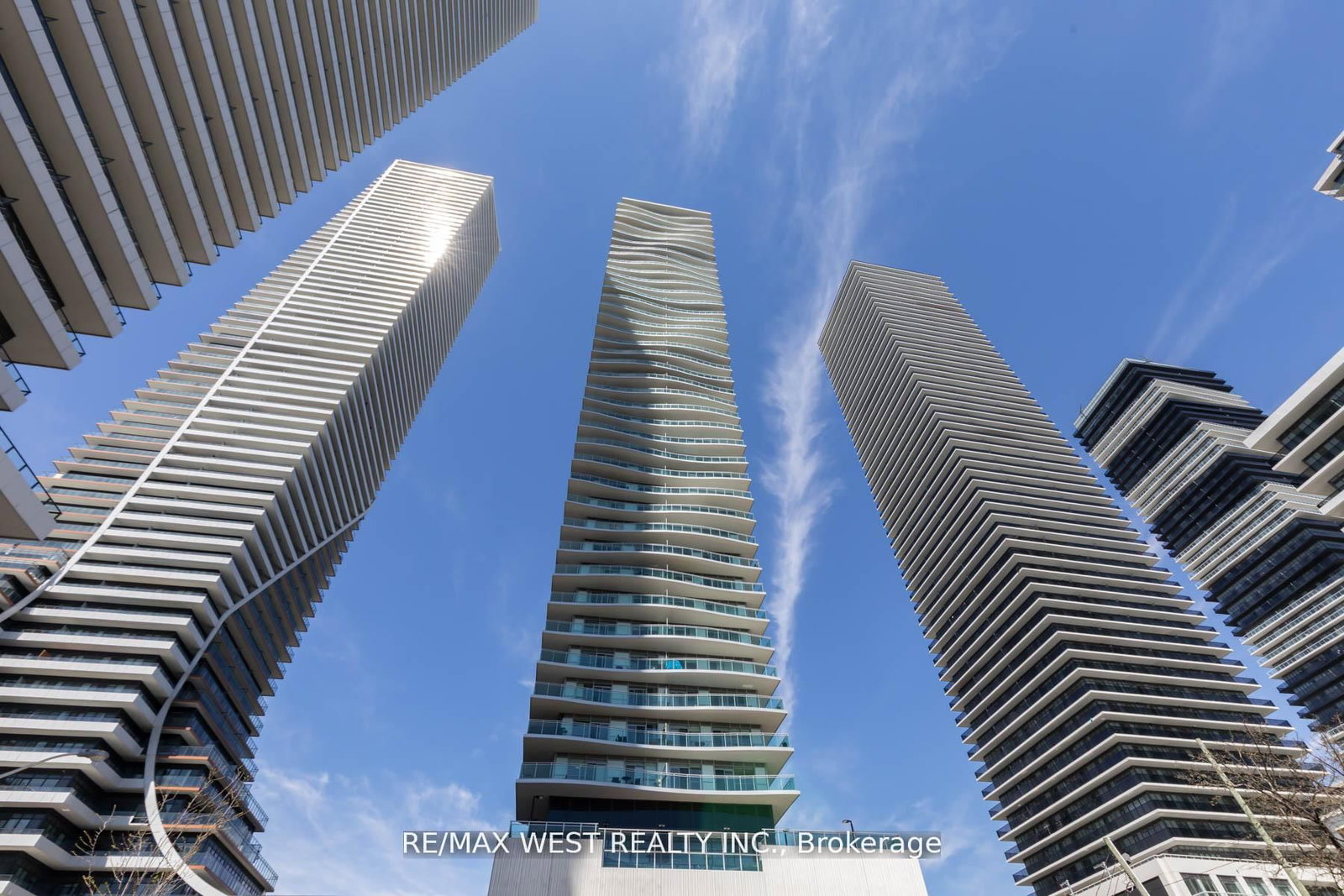 33 Shore Breeze Drive, Unit 802 - Photo 38