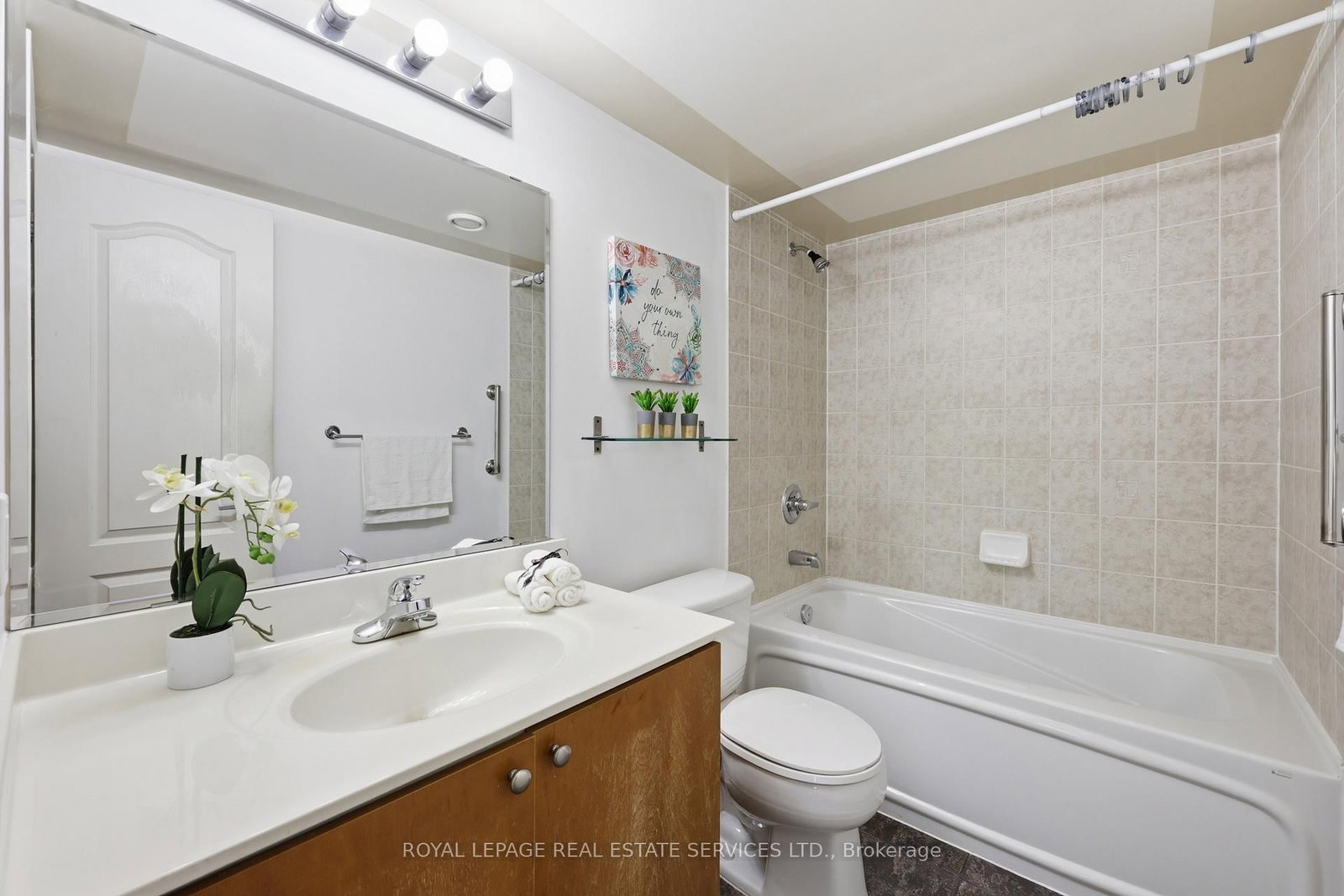 4090 Living Arts Drive • #808 • Mississauga, ON photo 20