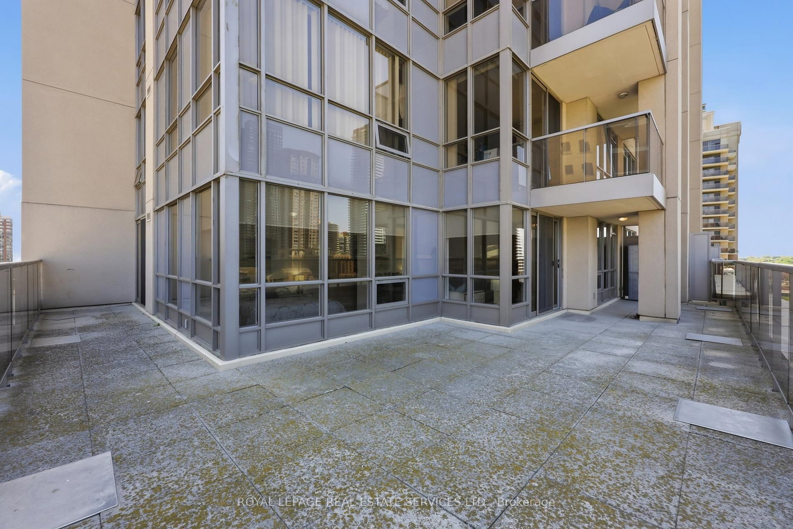 4090 Living Arts Drive • #808 • Mississauga, ON photo 21