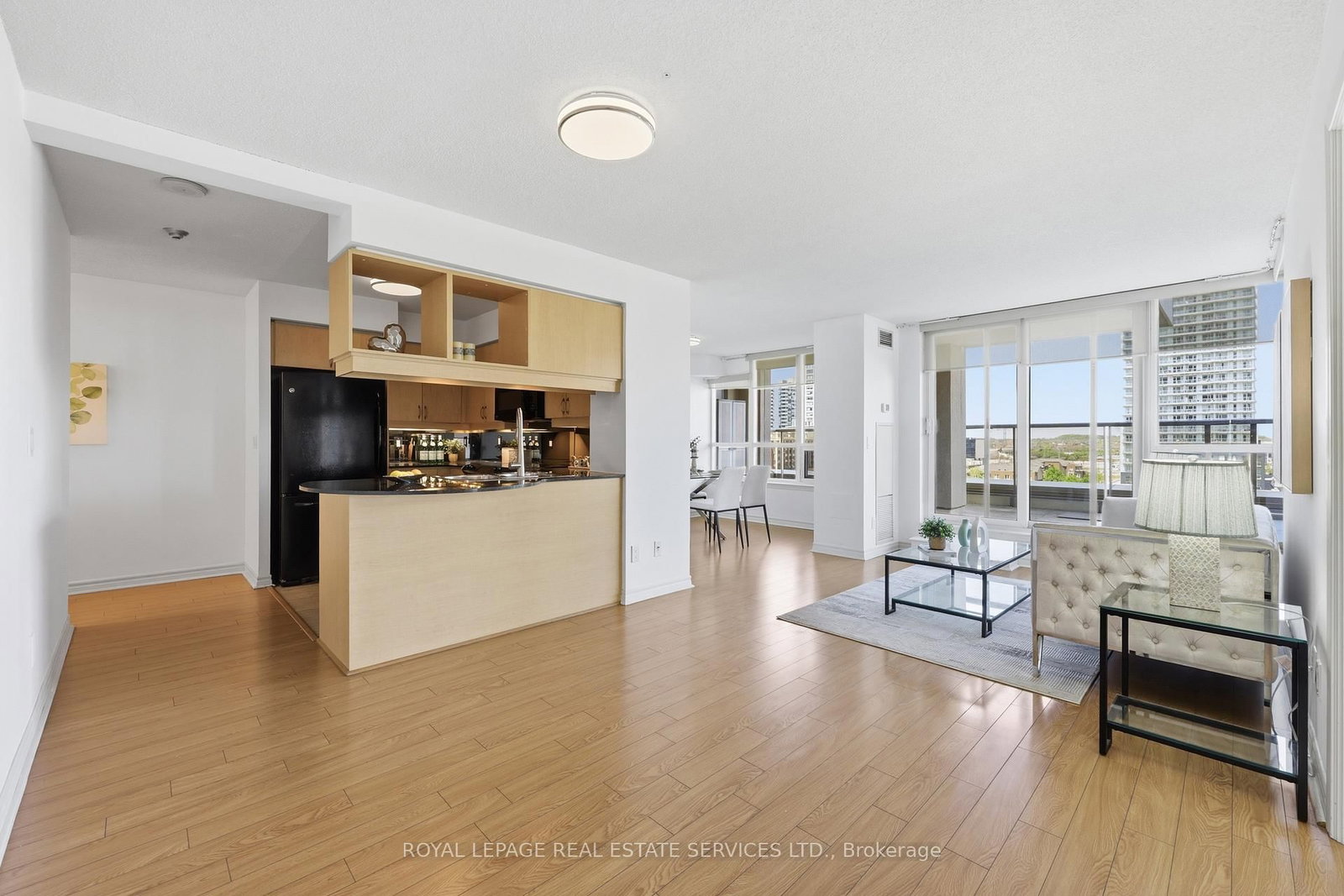 4090 Living Arts Drive • #808 • Mississauga, ON photo 8