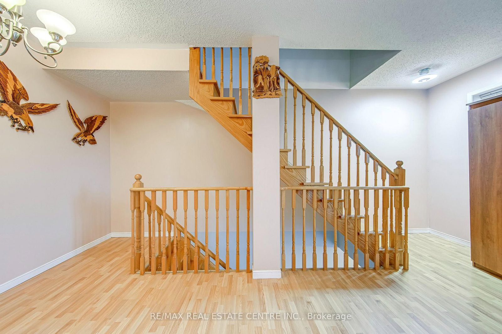2080 W St Clair Avenue • Toronto, ON photo 17