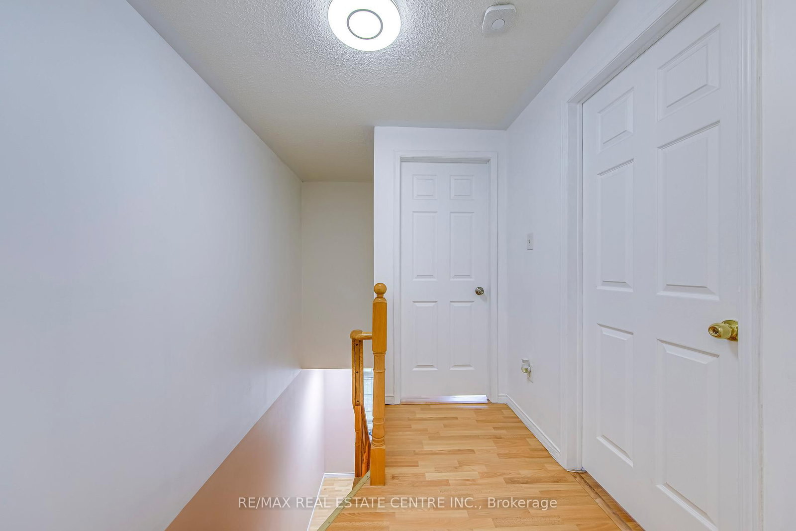 2080 W St Clair Avenue • Toronto, ON photo 18