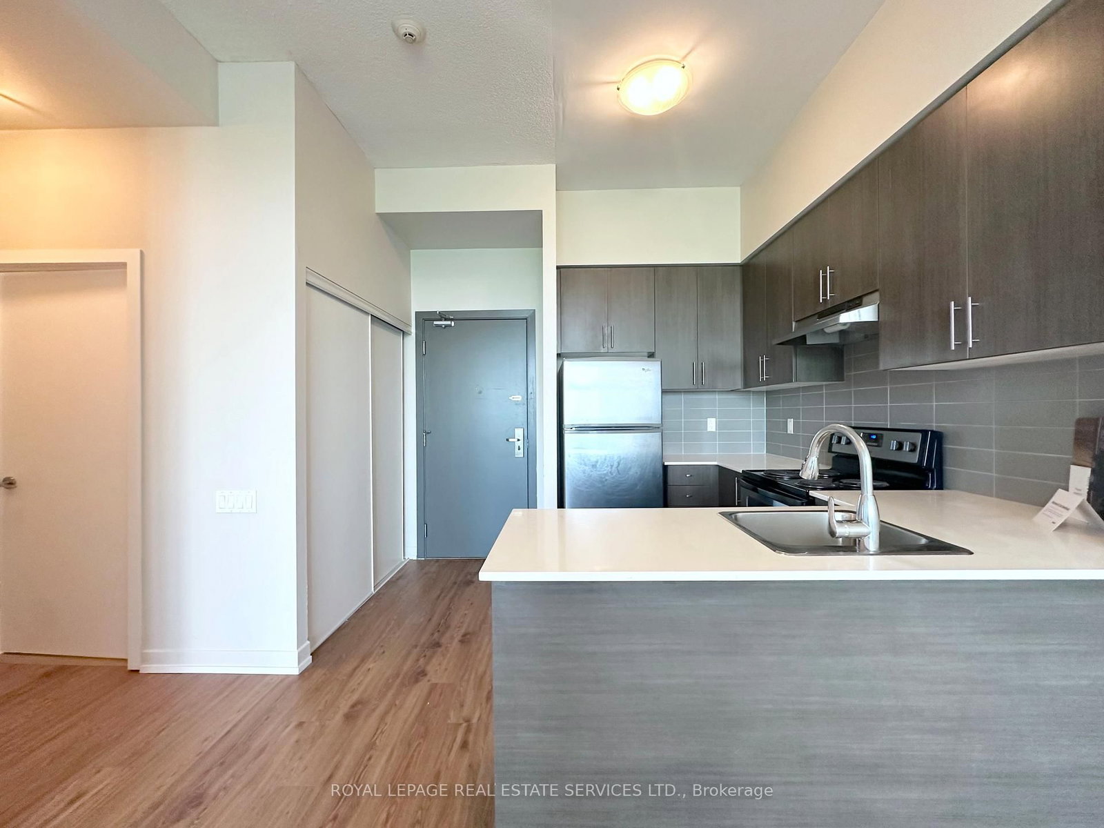 188 Clark Boulevard, Unit 407 - Photo 2