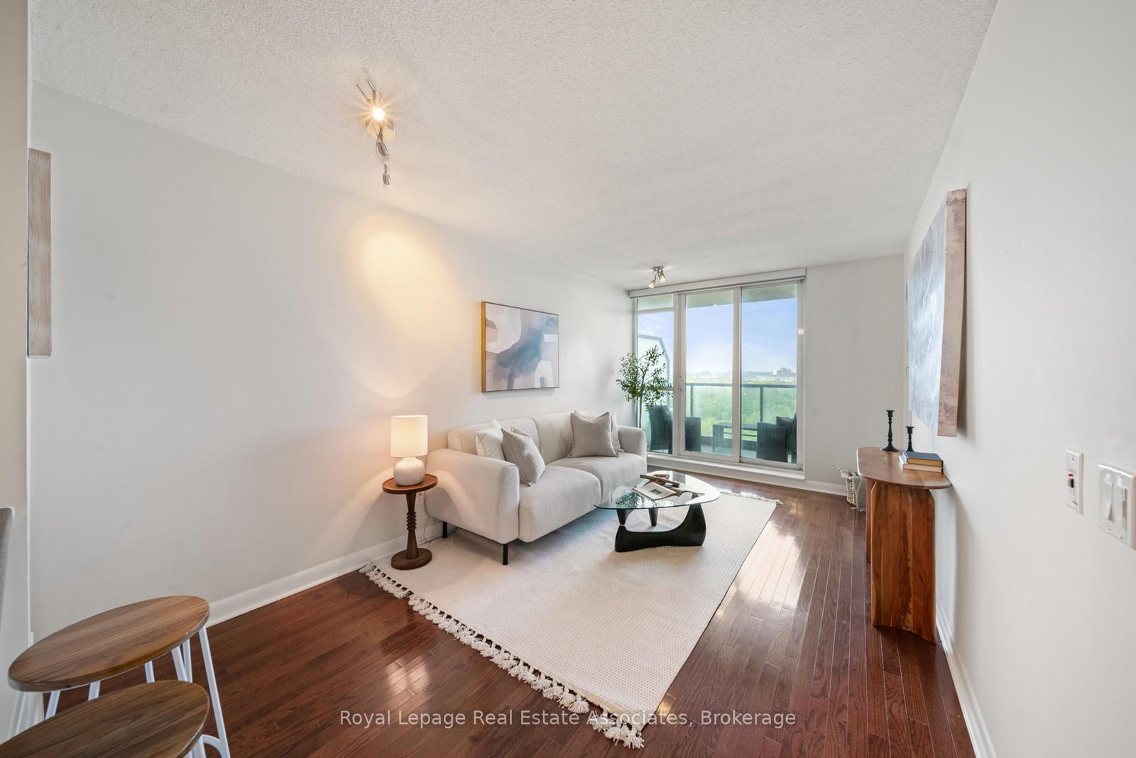 225 Sherway Gardens Road, Unit 1601 - Photo 5