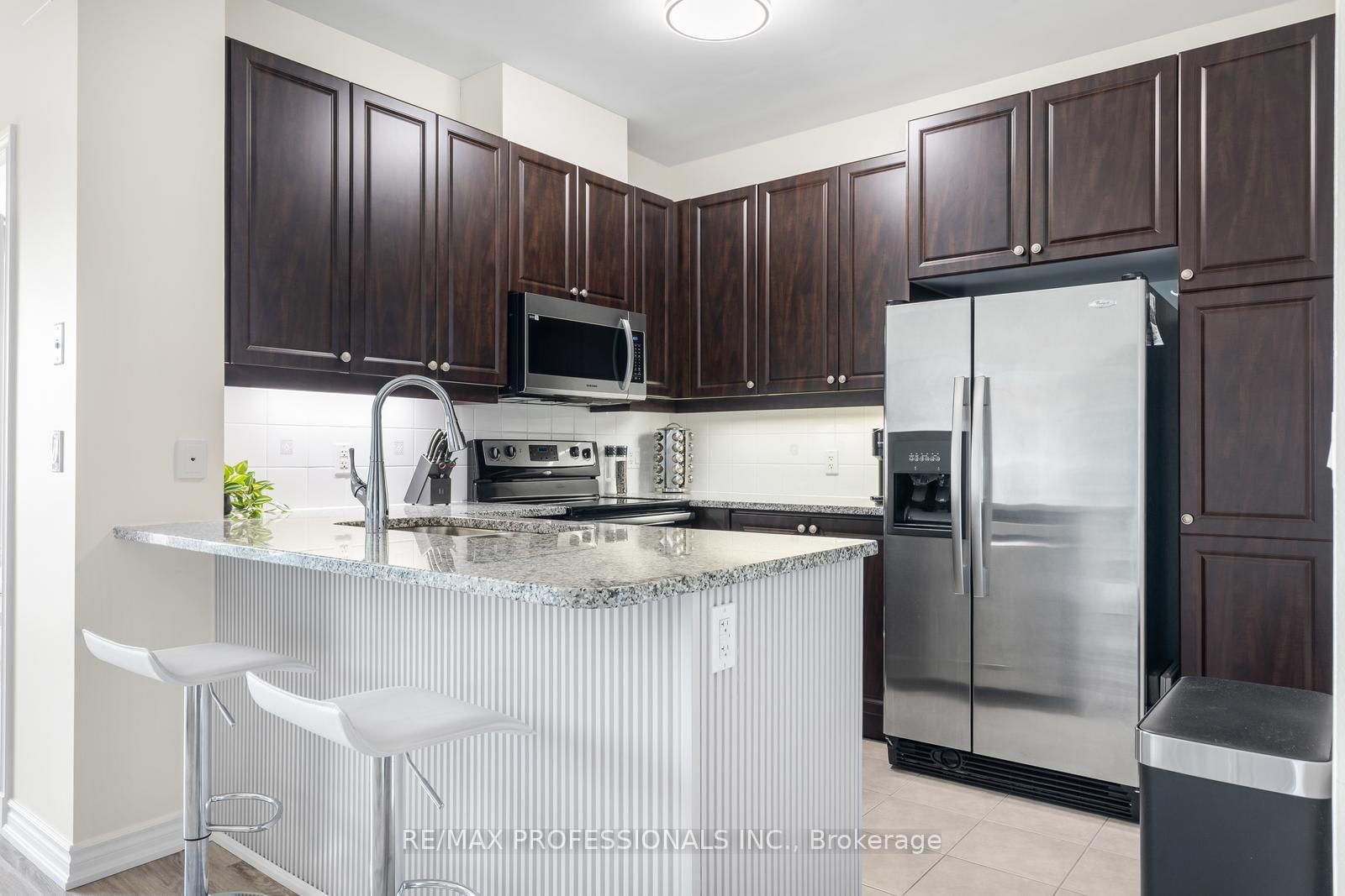 1135 Royal York Road • #801 • Toronto, ON photo 6