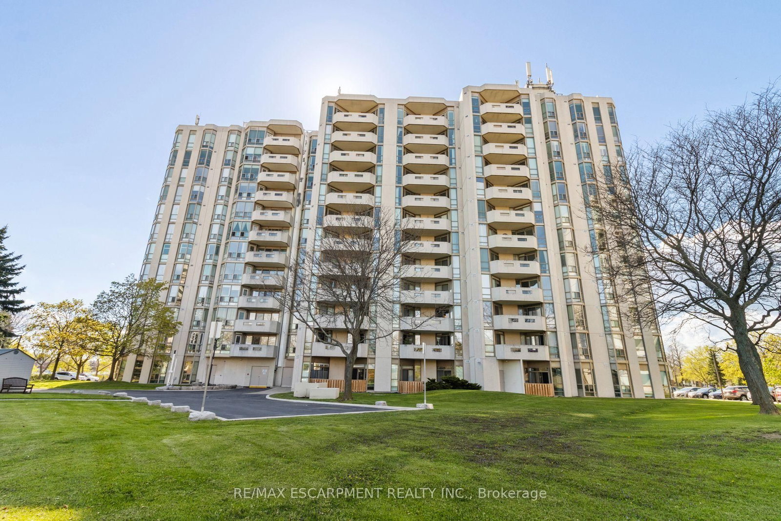 5070 Pinedale Avenue • #302 • Burlington, ON photo 34