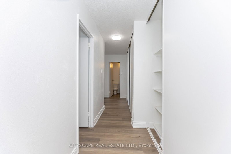 1005 - 940 Caledonia Road