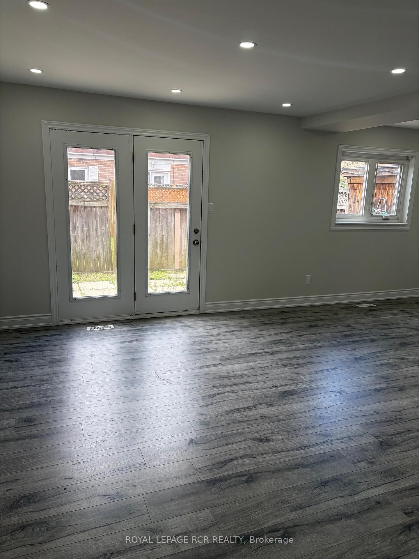 41 Town House Crescent • Brampton, ON photo 1