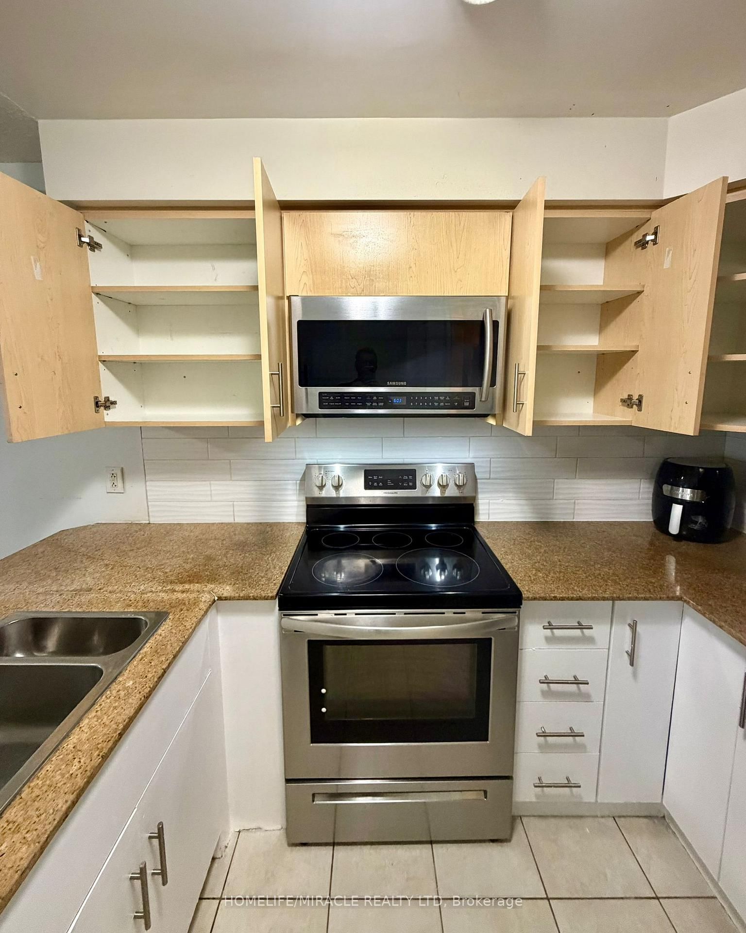 7405 Goreway Drive, Unit 414 - Photo 8