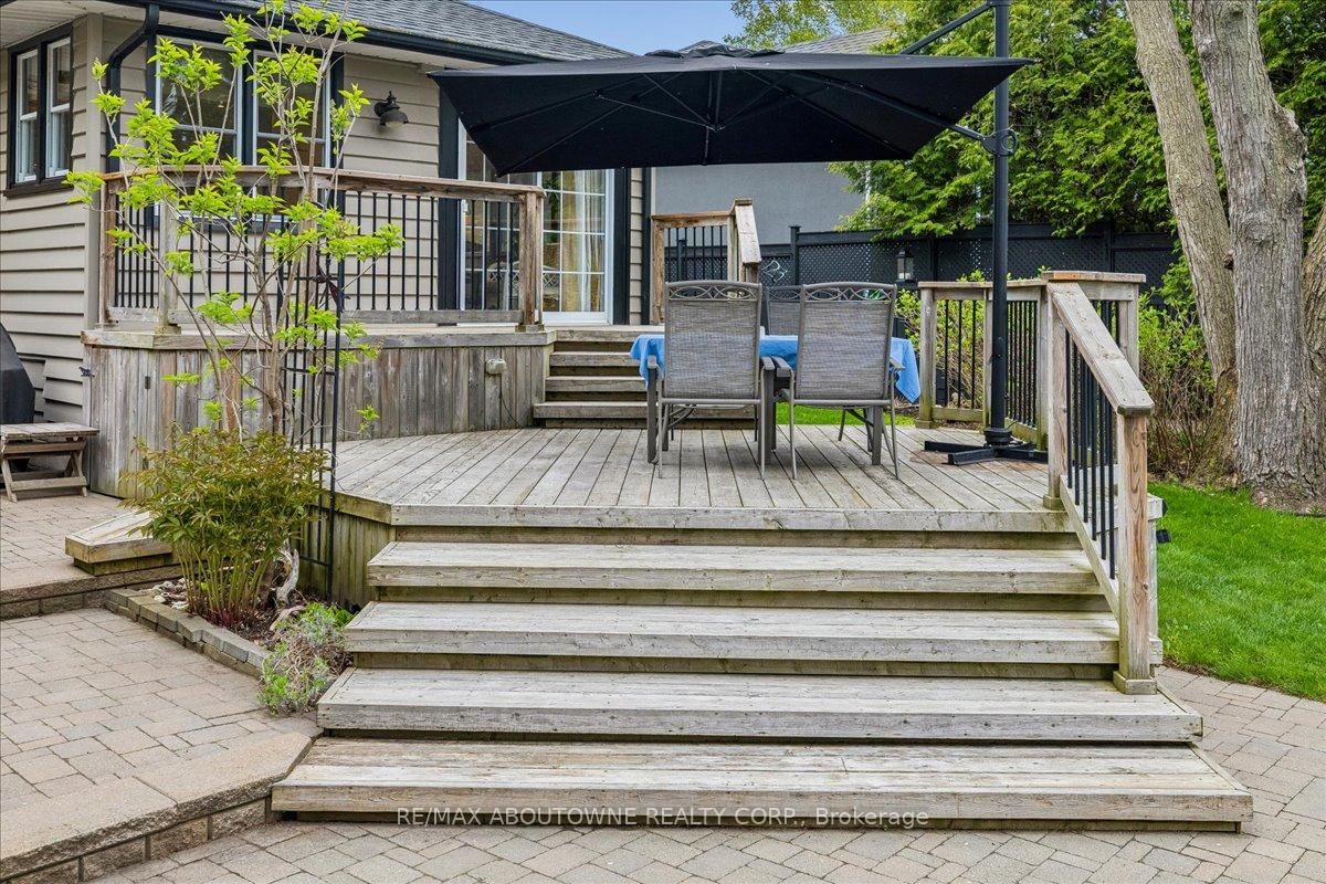 316 River Side Drive • Oakville, ON photo 29
