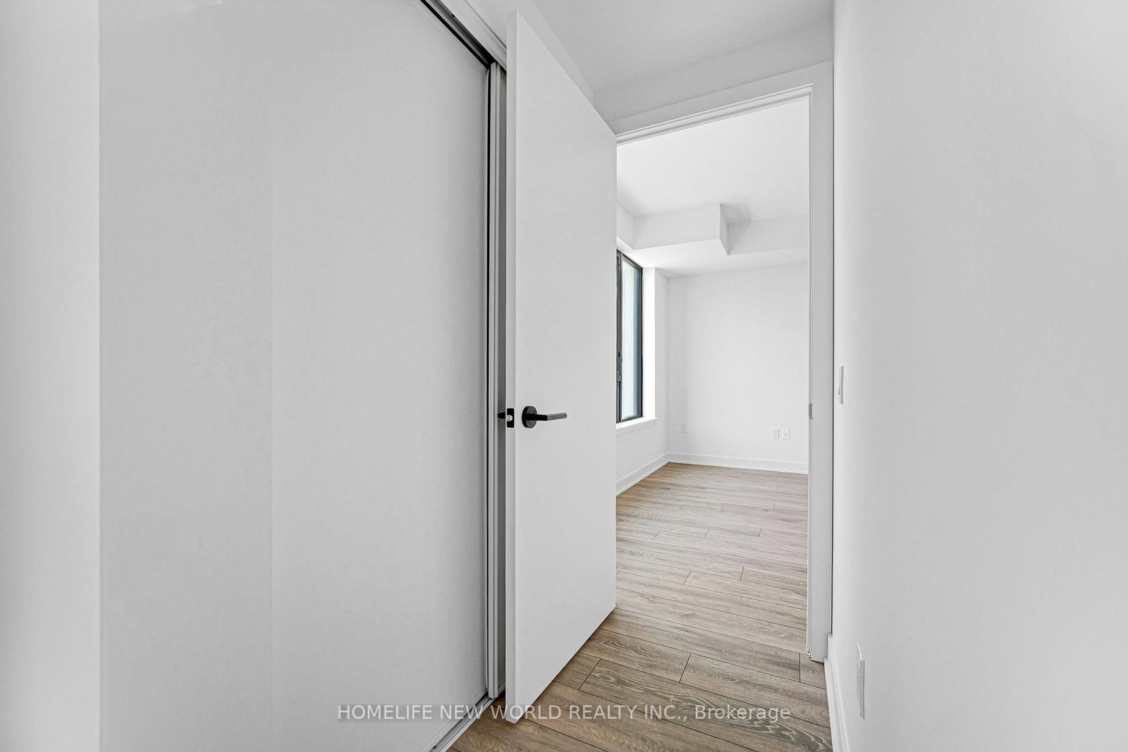 758 Dovercourt Road, Unit 807 - Photo 19