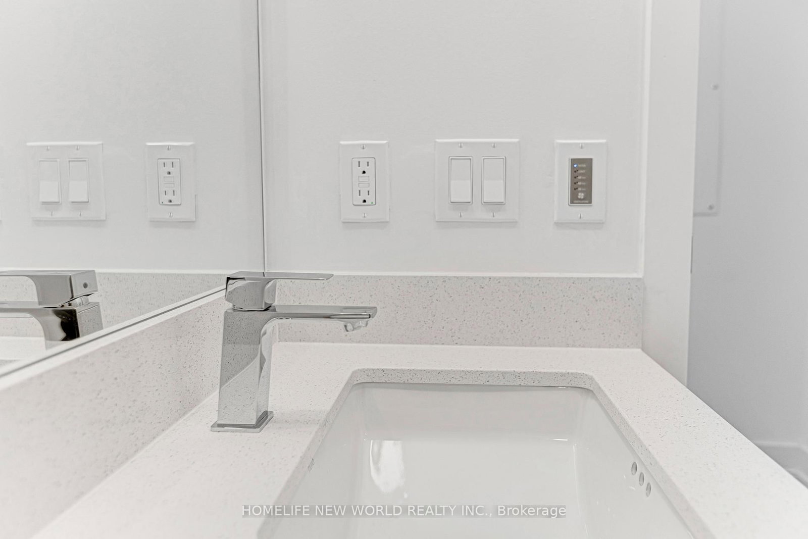 758 Dovercourt Road, Unit 807 - Photo 31