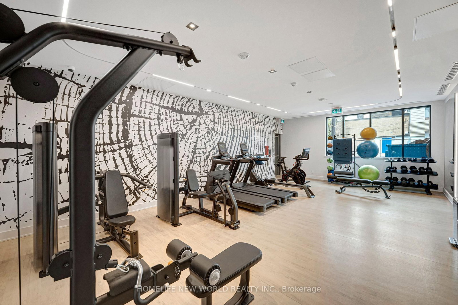758 Dovercourt Road, Unit 807 - Photo 35