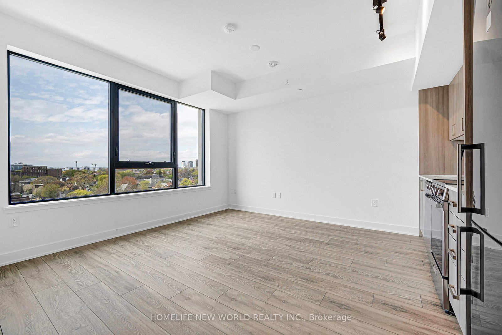 758 Dovercourt Road • #807 • Toronto, ON photo 9