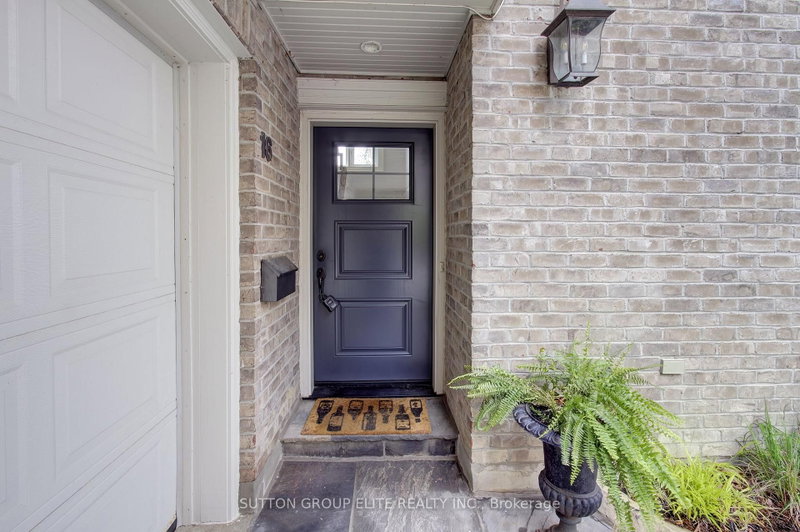 16 Nautical Lane