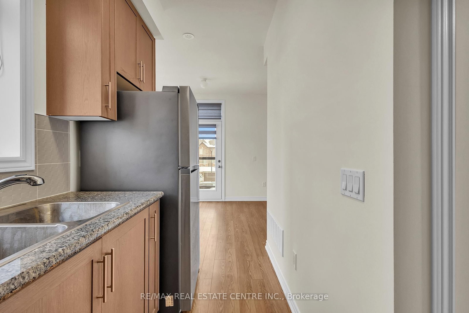 10 Halliford Place, Unit G-32 (312) - Photo 7