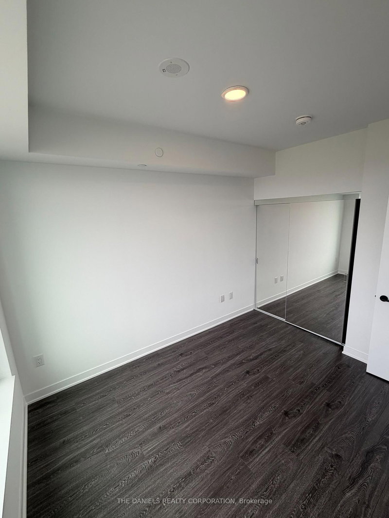 2495 Eglinton Mississauga,ON L5M 2V8 — Photo 14