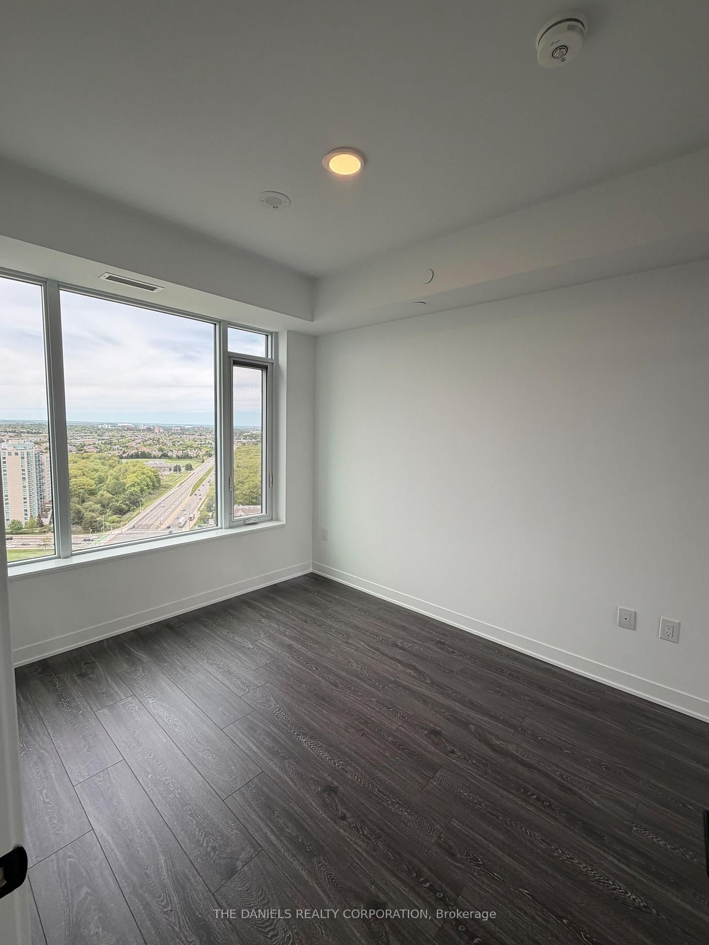 2495 Eglinton Mississauga,ON L5M 2V8 — Photo 15