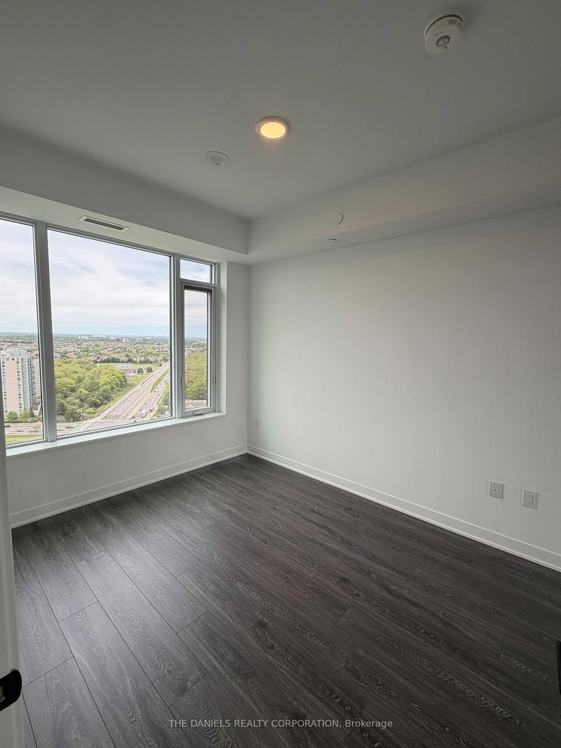 2495 Eglinton Mississauga,ON L5M 2V8 — Photo 15