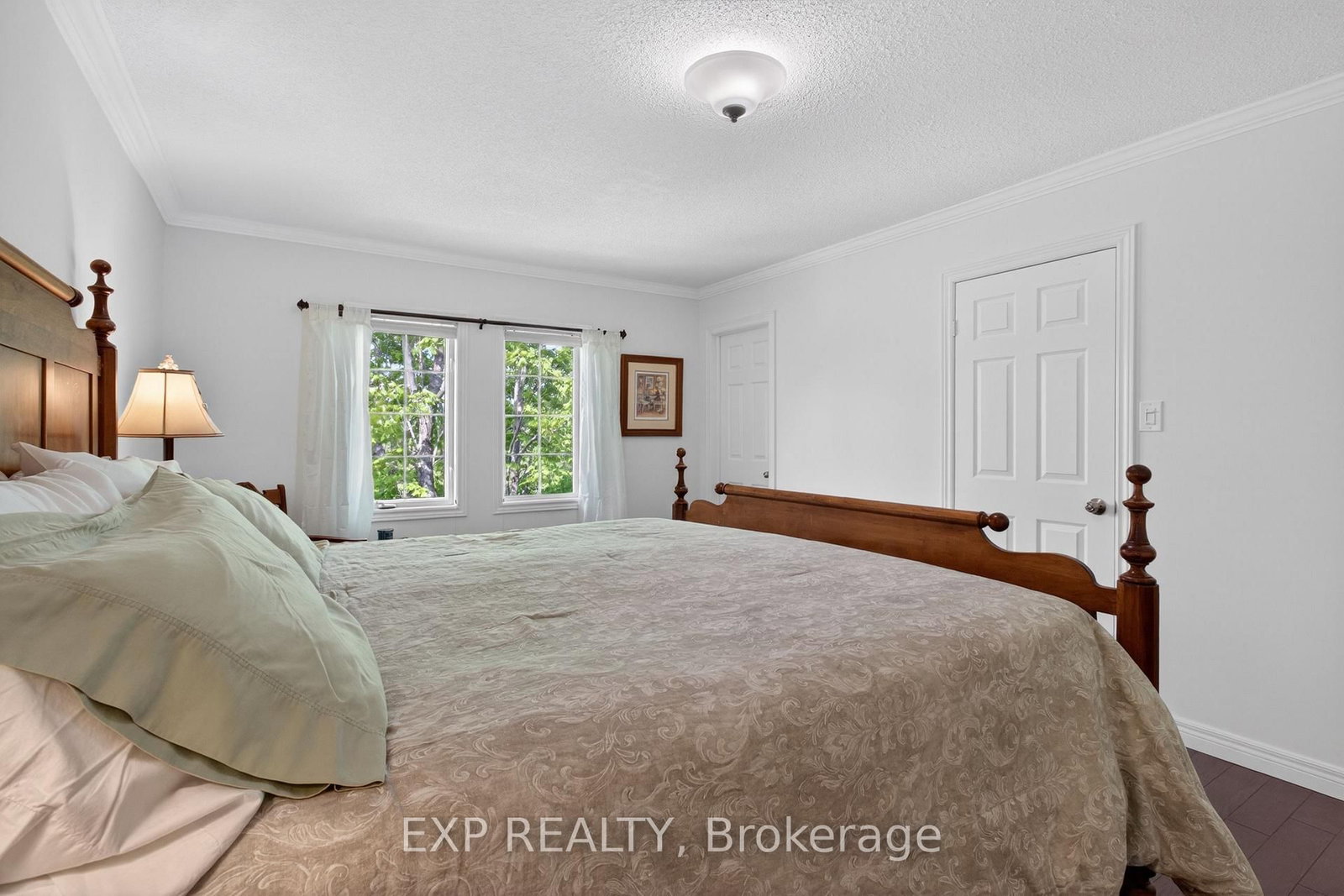 1347 Brookstar Drive • Oakville, ON photo 22