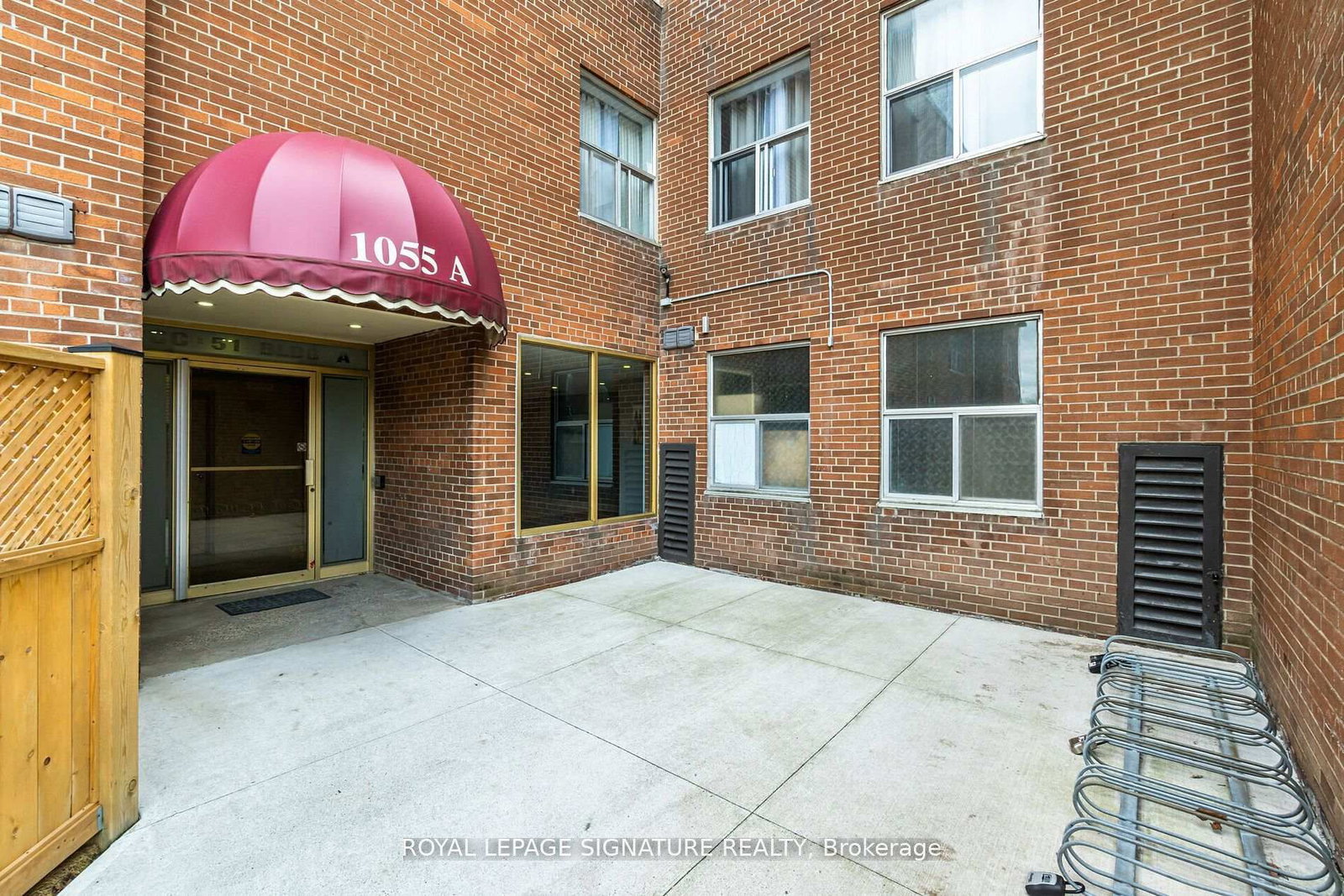1055A FORESTWOOD (UPPER) Drive