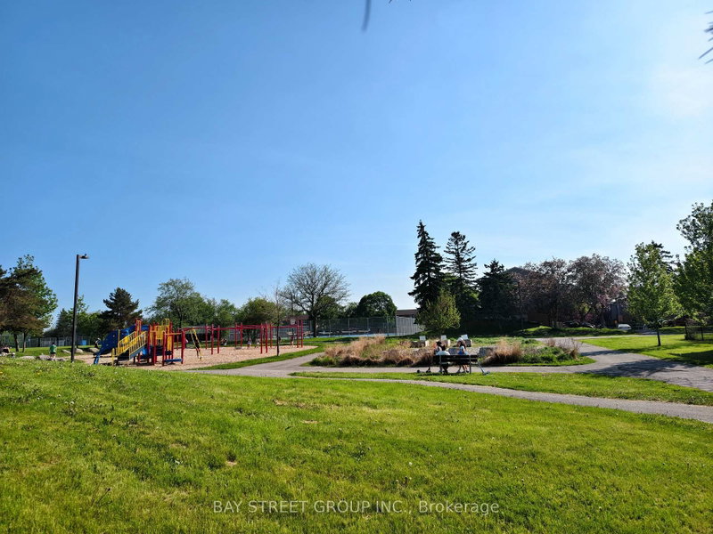 6625 Falconer Mississauga,ON L5N 0C7 — Photo 35