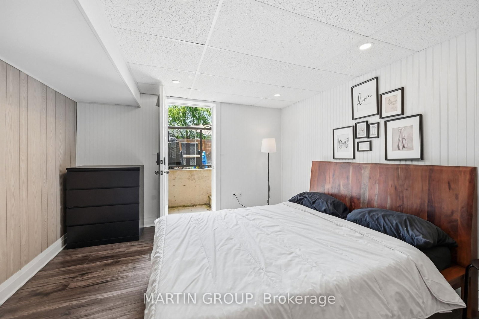 376 Carrier Lane • Oakville, ON photo 32