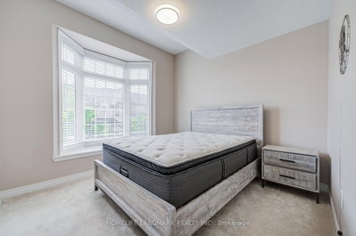 2479 Gateshead Oakville,ON L6M 0S2 — Photo 19