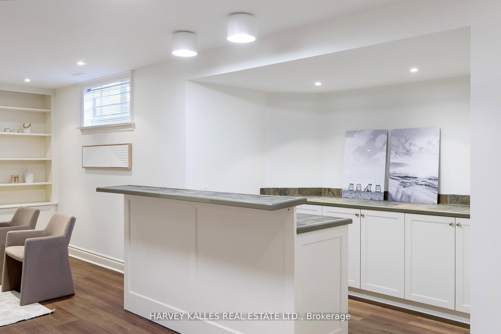 7 ROMNEY Road - Photo 45
