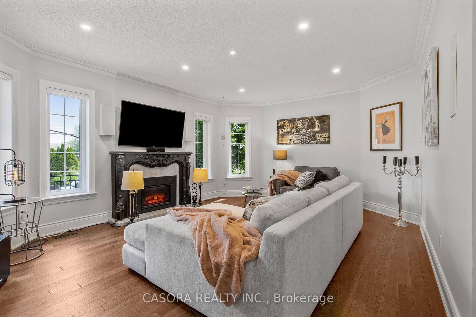 2147 Berwick Drive • Burlington, ON photo 13