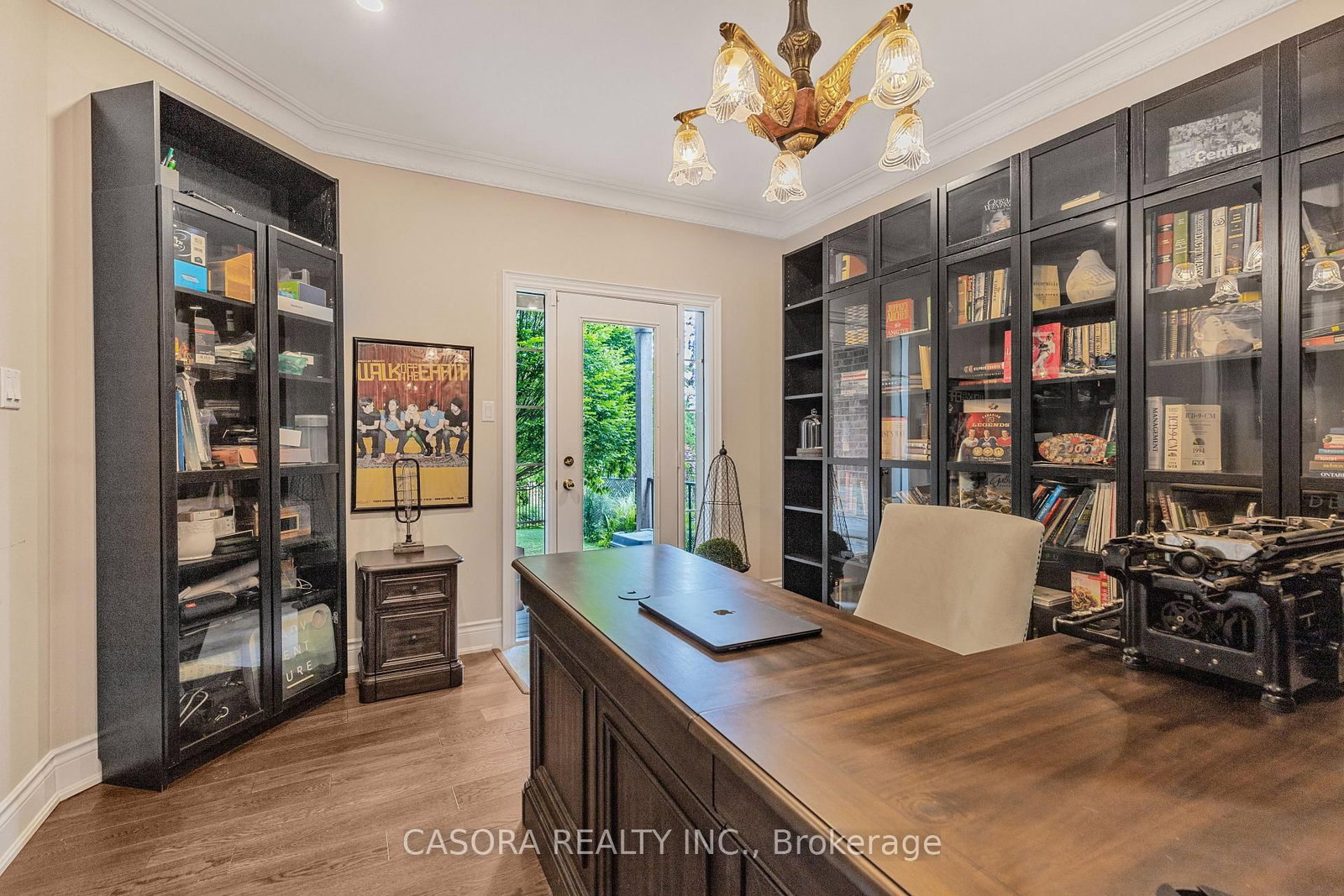 2147 Berwick Drive • Burlington, ON photo 15