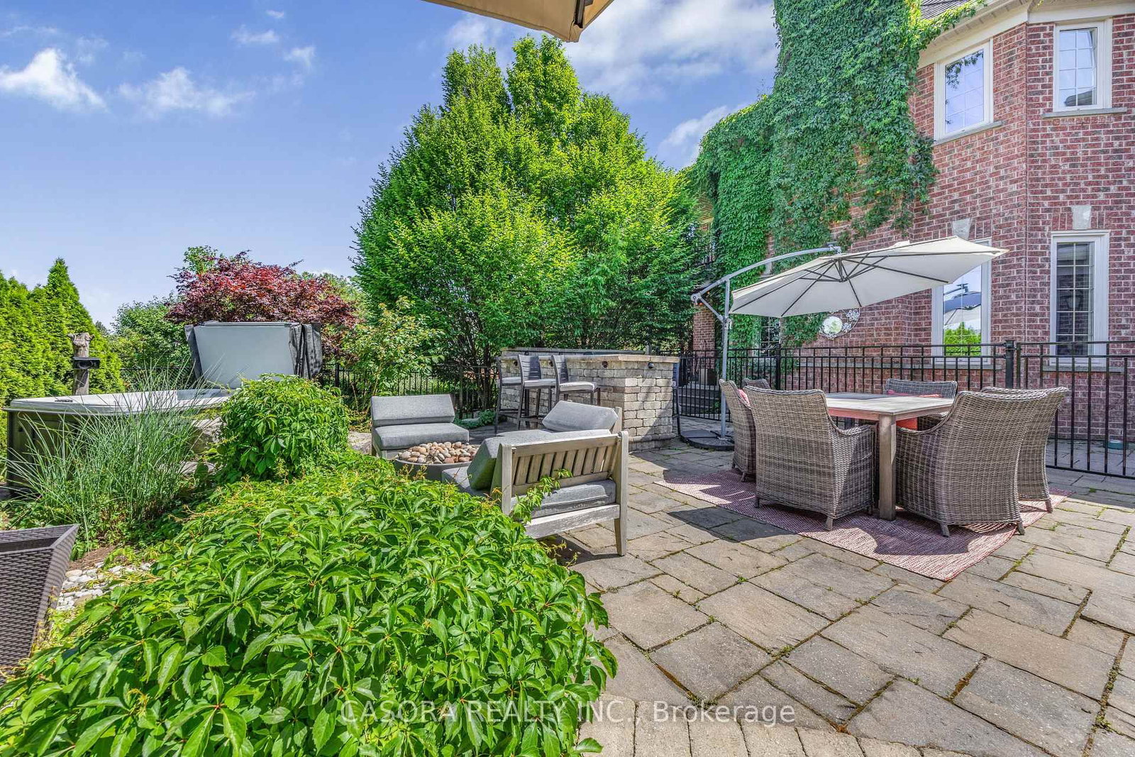 2147 Berwick Drive • Burlington, ON photo 39