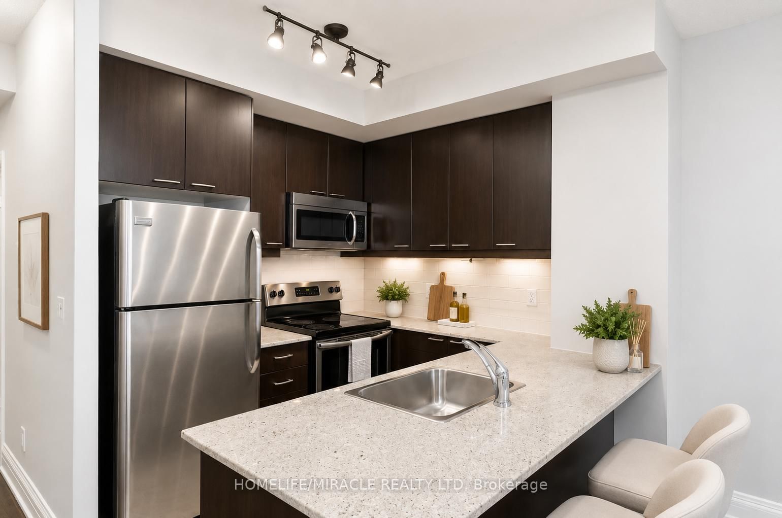 385 Prince Of Wales Drive, Unit 2104 - Photo 2