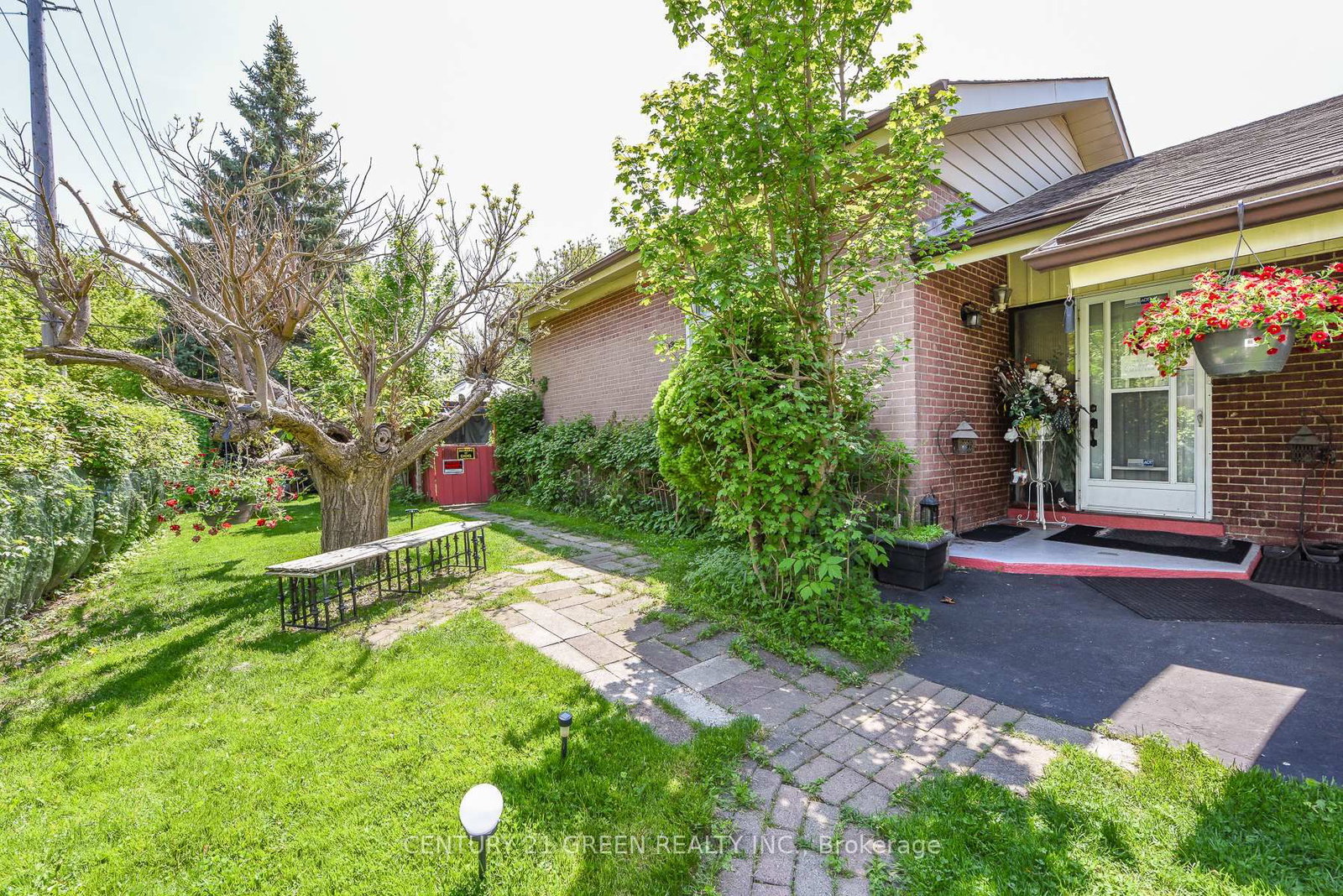 Listing Image 3