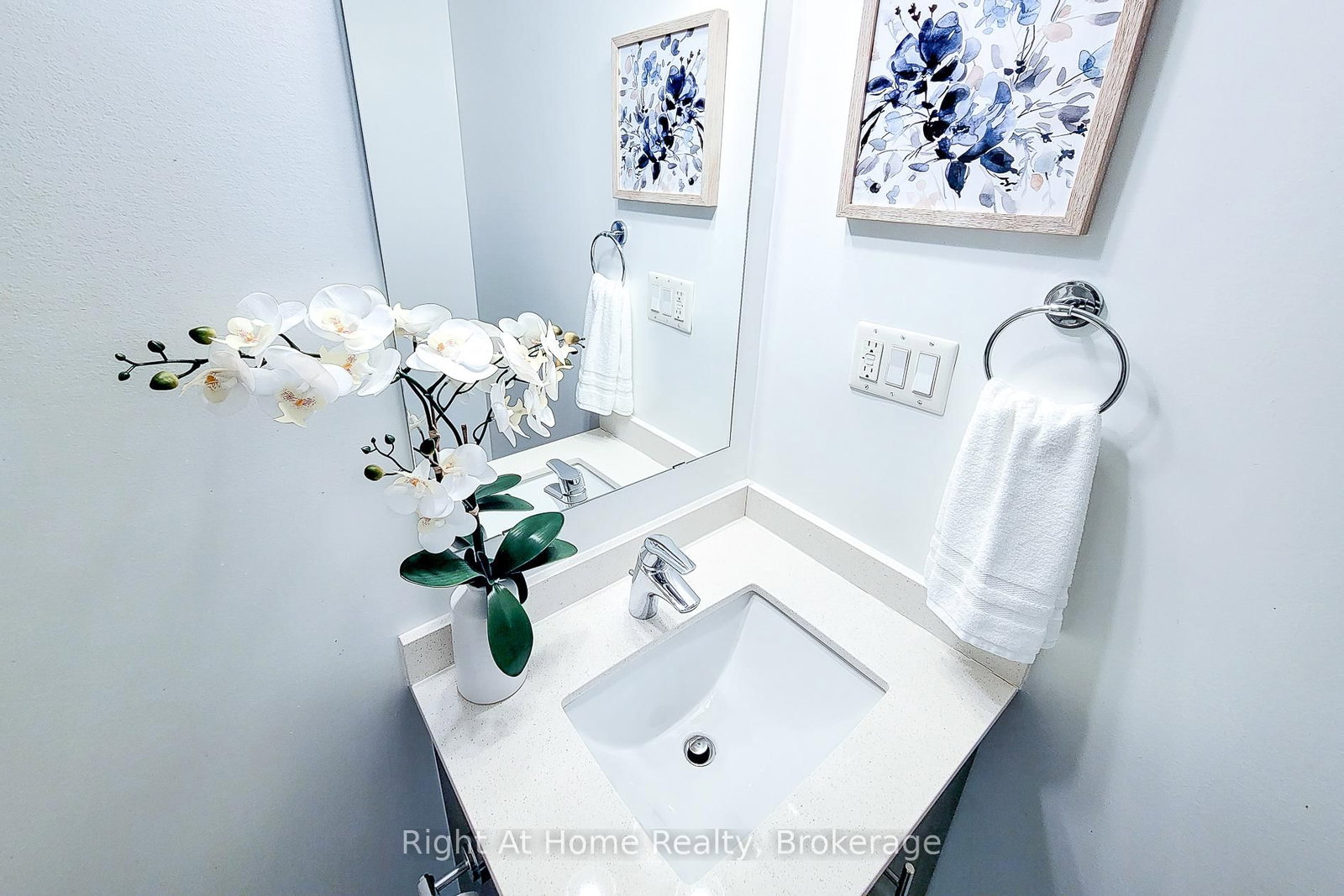 1284 Guelph Line • #318 • Burlington, ON photo 58