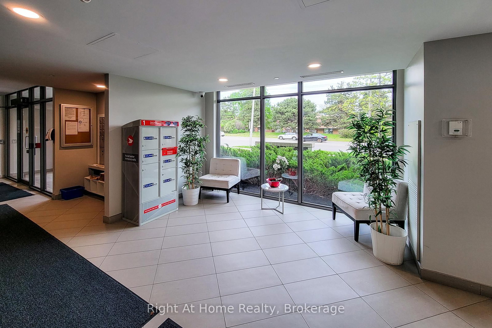 1284 Guelph Line • #318 • Burlington, ON photo 61