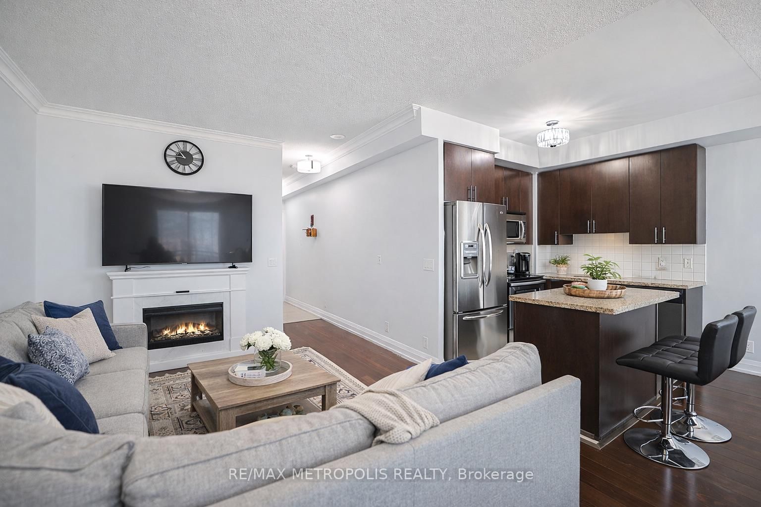 1070 Sheppard Avenue W, Unit PH16 - Photo 6