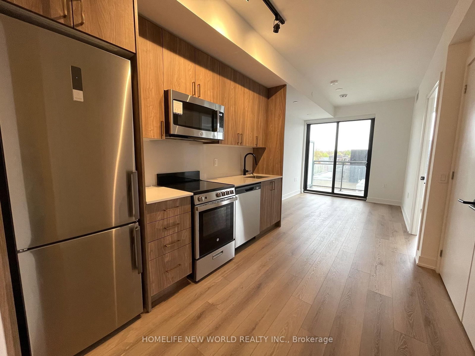 401-758 Dovercourt Road, Toronto, ON, photo 3