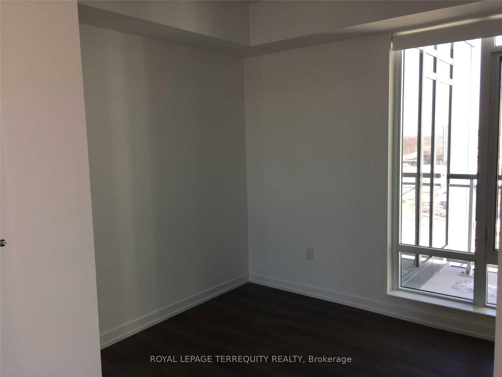 2560 Eglinton Avenue W, Unit 1311 - Photo 9