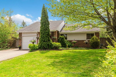 5-bed Detached House · 2873 Inlake Crt