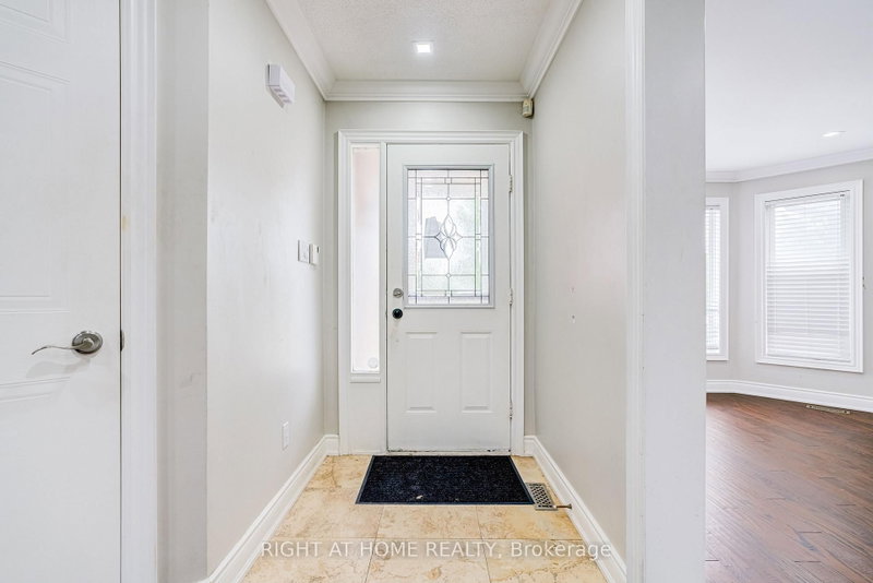 54 WOODSIDE Court