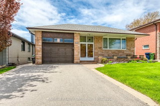 22 Norgrove Crescent