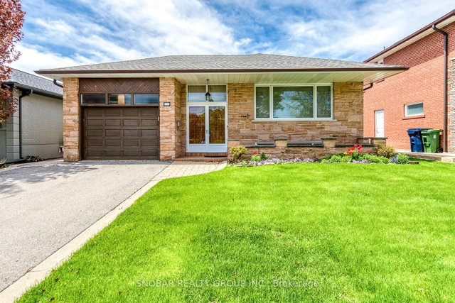 22 Norgrove Crescent