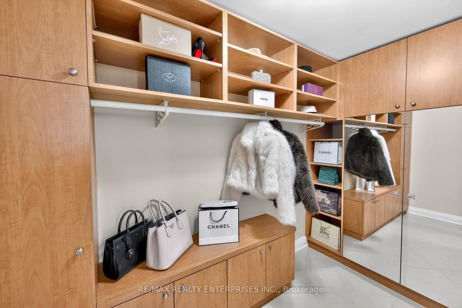 383 Ellis Park Road, Unit 802 - Photo 29
