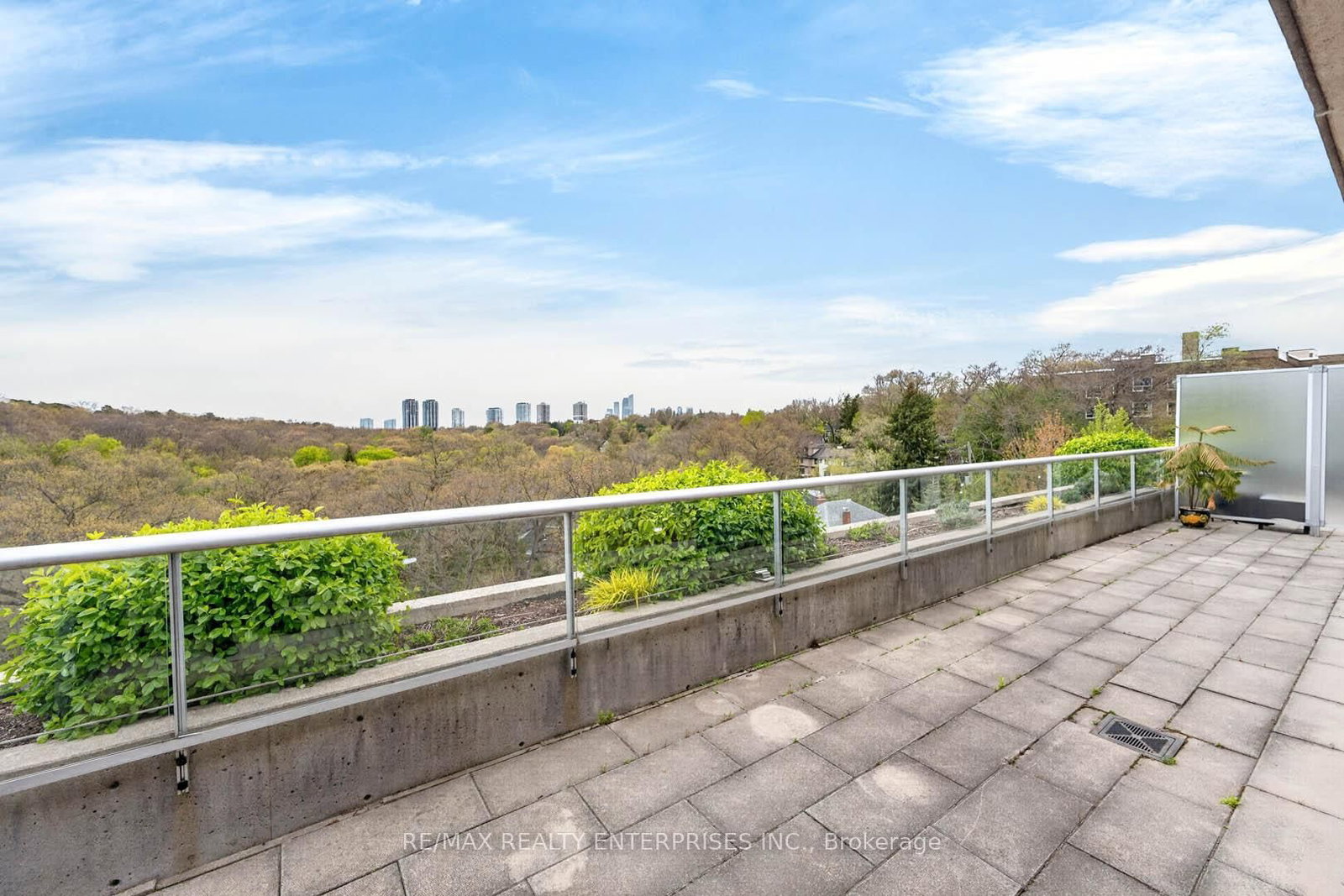 383 Ellis Park Road, Unit 802 - Photo 37