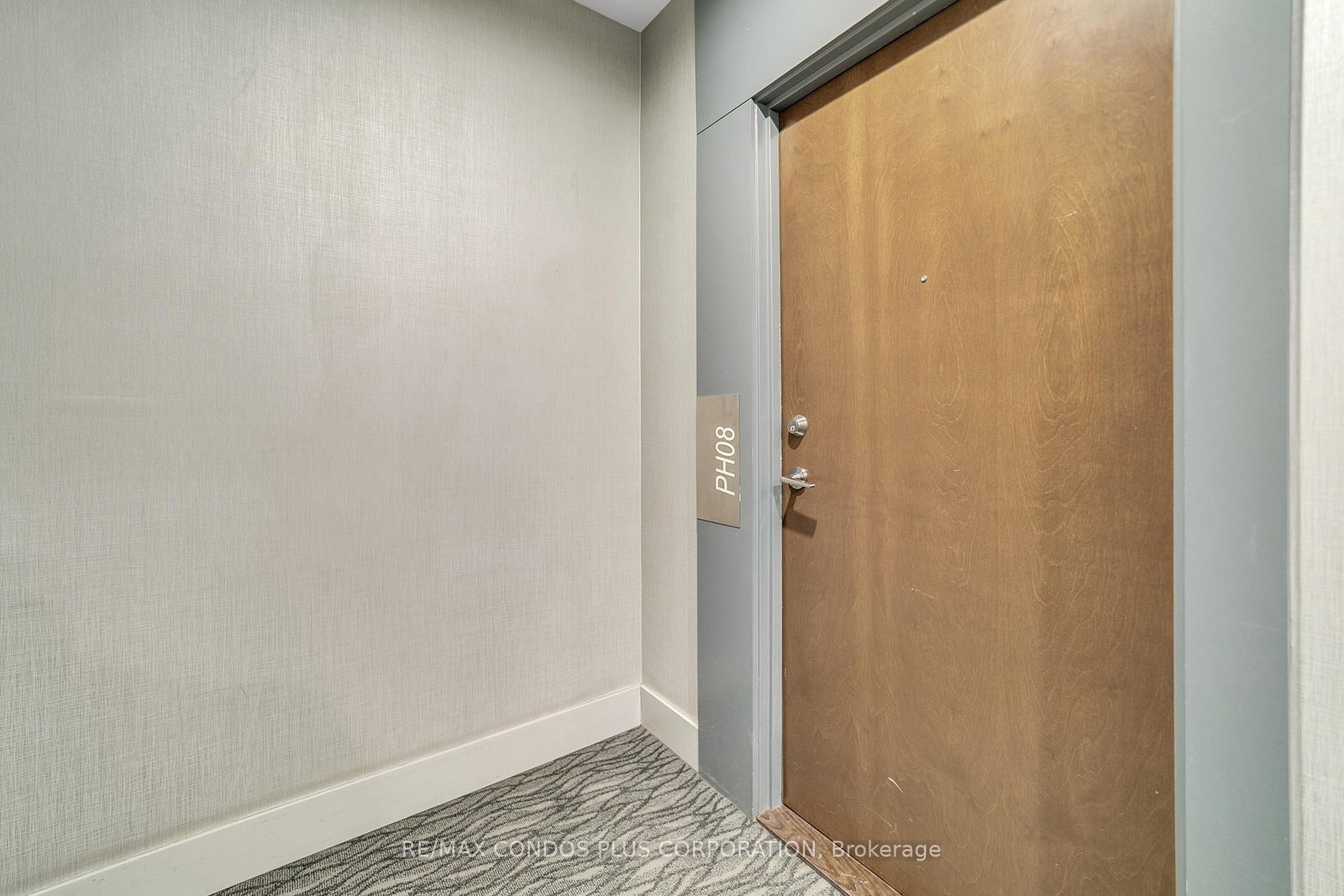 PH08-2212 Lake Shore Boulevard, Toronto, ON, photo 2